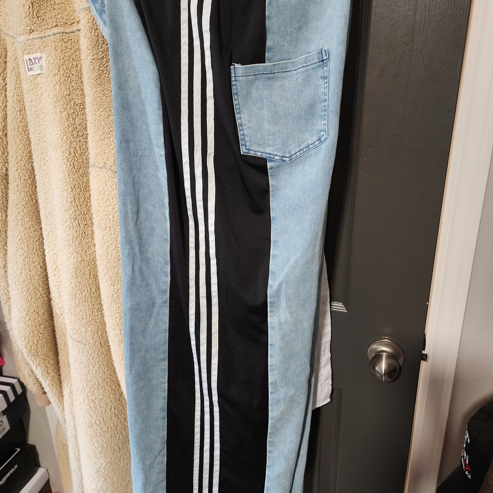 Stylish Black and Blue Men's Jeans